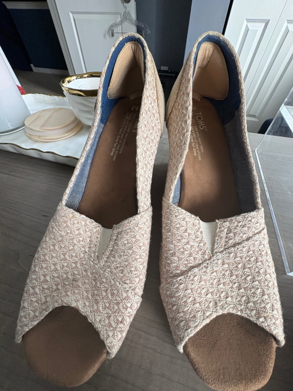 Tom’s Classic Wedge Sandals